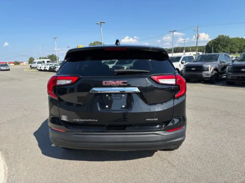 More photos of 2024 GMC Terrain SLE at Smart Ford, VA