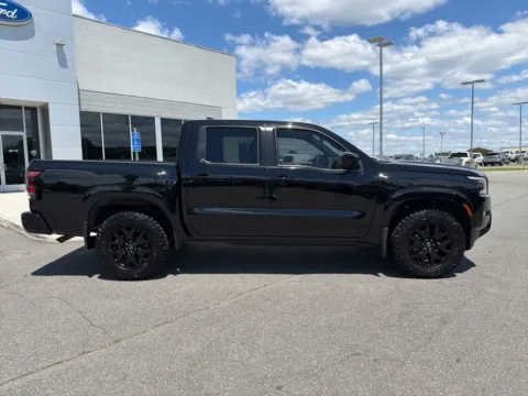 Black 2023 Nissan Frontier SV for sale in South Boston, VA