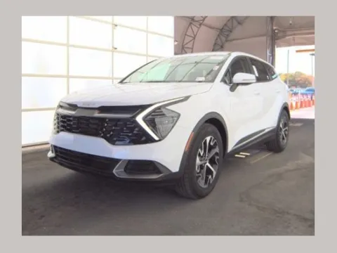 White 2025 Kia Sportage EX for sale in South Boston, VA