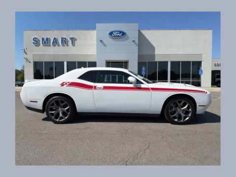 White 2015 Dodge Challenger R/T for sale in South Boston, VA