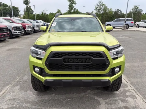 More photos of 2023 Toyota Tacoma TRD Off-Road at Smart Ford, VA
