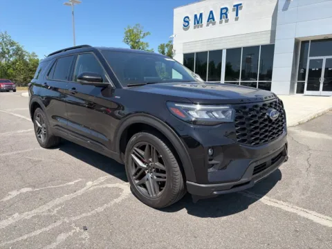 Photos of 2025 Ford Explorer ST-Line for sale in South Boston, VA at Smart Ford