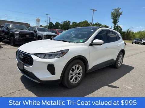 More photos of 2023 Ford Escape Active at Smart Ford, VA