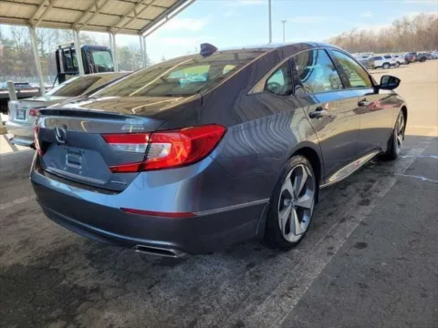 More photos of 2018 Honda Accord Touring at Smart Ford, VA