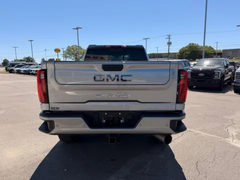 More photos of 2024 GMC Sierra 2500HD Denali Ultimate at Smart Ford, VA