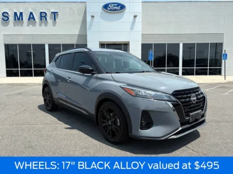 Photos of 2022 Nissan Kicks SR for sale in South Boston, VA at Smart Ford