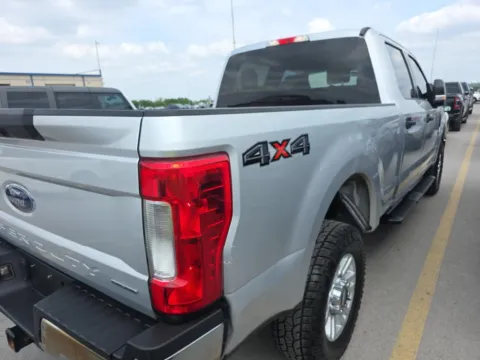 More photos of 2019 Ford F-250SD XLT at Smart Ford, VA