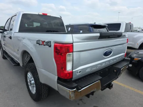 More photos of 2019 Ford F-250SD XLT at Smart Ford, VA