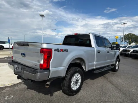 More photos of 2019 Ford F-250SD XLT at Smart Ford, VA
