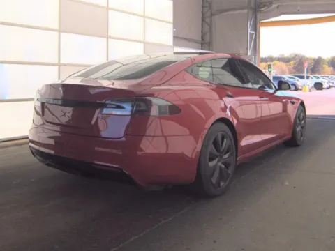 More photos of 2022 Tesla Model S at Smart Ford, VA