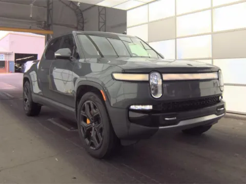 More photos of 2023 Rivian R1T Adventure at Smart Ford, VA