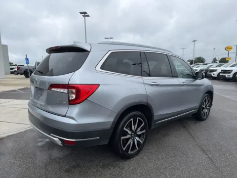 More photos of 2019 Honda Pilot Elite at Smart Ford, VA