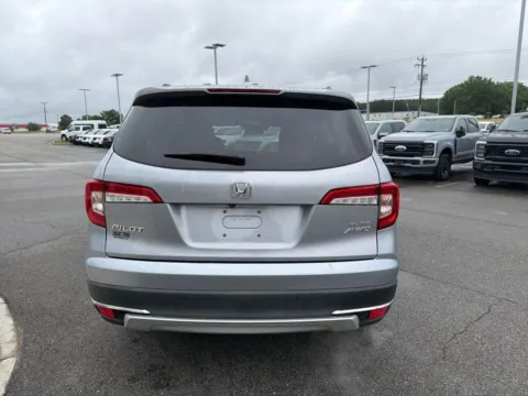 More photos of 2019 Honda Pilot Elite at Smart Ford, VA