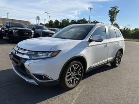 More photos of 2016 Mitsubishi Outlander GT at Smart Ford, VA