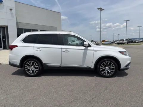 Photos of 2016 Mitsubishi Outlander GT for sale in South Boston, VA at Smart Ford