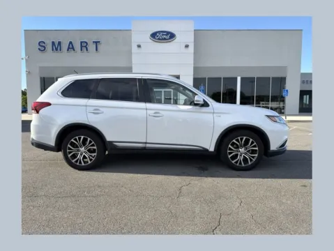 White 2016 Mitsubishi Outlander GT for sale in South Boston, VA