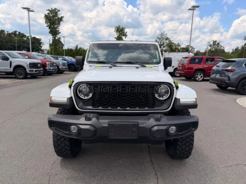 Photos of 2024 Jeep Gladiator Willys for sale in South Boston, VA at Smart Ford