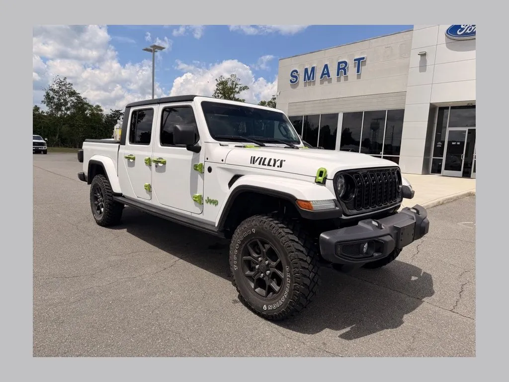 White 2024 Jeep Gladiator Willys for sale in South Boston, VA
