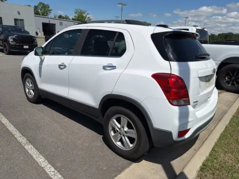 More photos of 2020 Chevrolet Trax LT at Smart Ford, VA
