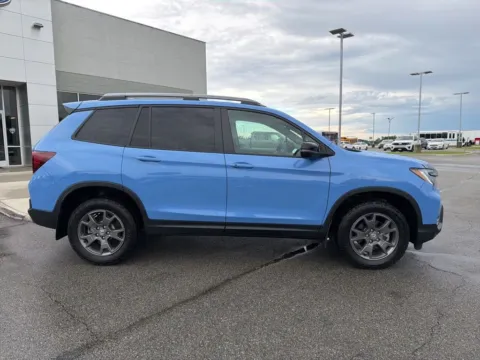 Photos of 2024 Honda Passport TrailSport for sale in South Boston, VA at Smart Ford