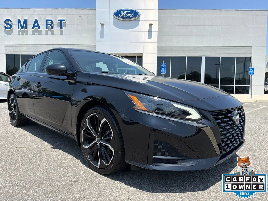 Black 2023 Nissan Altima 2.5 SR for sale in South Boston, VA