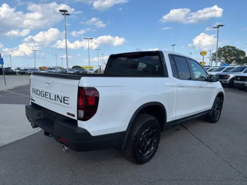 More photos of 2026 Honda Ridgeline TrailSport+ at Smart Ford, VA