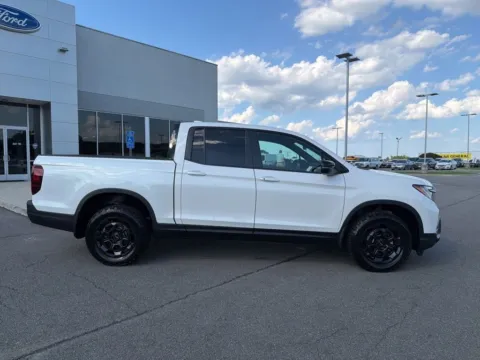 Photos of 2026 Honda Ridgeline TrailSport+ for sale in South Boston, VA at Smart Ford