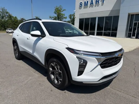 Photos of 2025 Chevrolet Trax LT for sale in South Boston, VA at Smart Ford