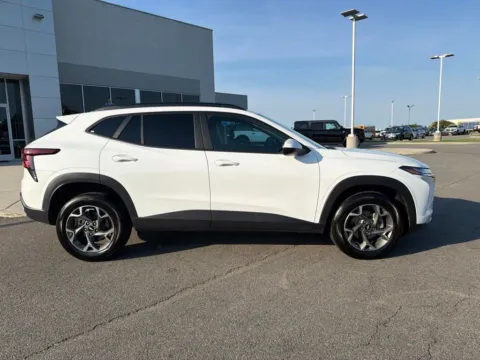 Photos of 2025 Chevrolet Trax LT for sale in South Boston, VA at Smart Ford