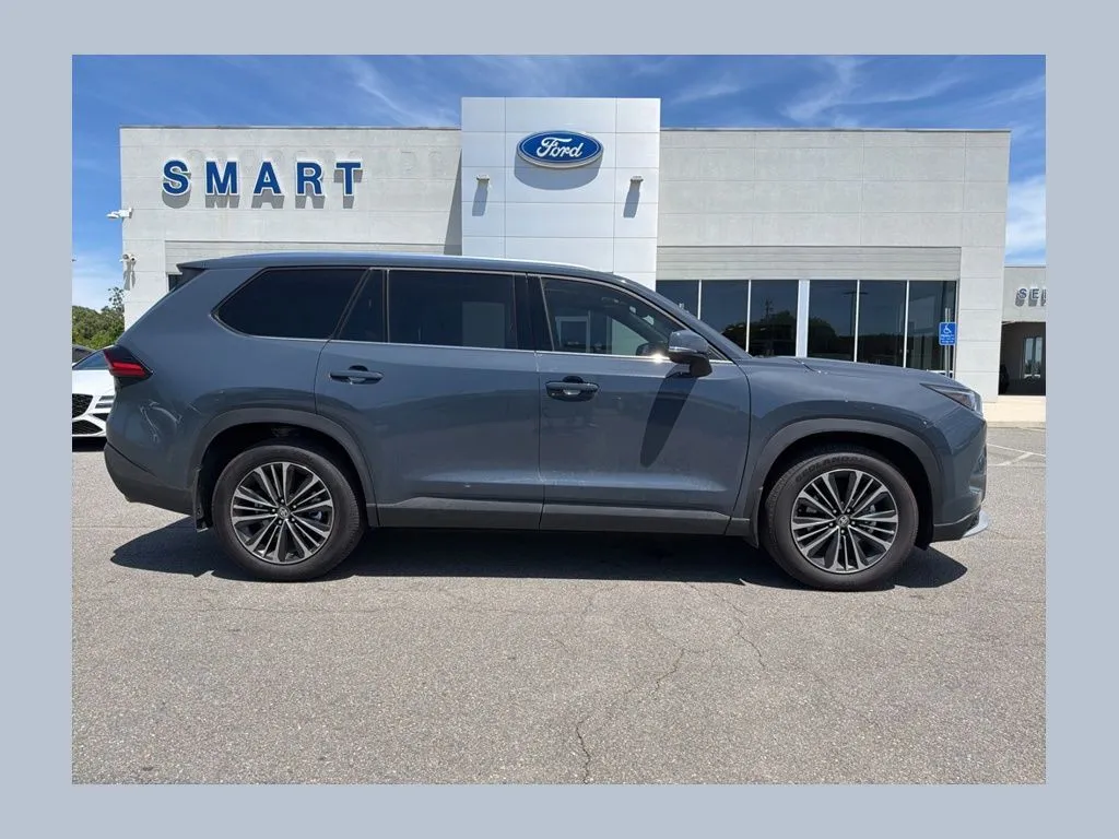 Unknown 2026 Toyota Grand Highlander Hybrid MAX Platinum for sale in South Boston, VA