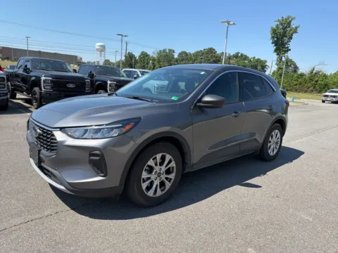 More photos of 2023 Ford Escape Active at Smart Ford, VA