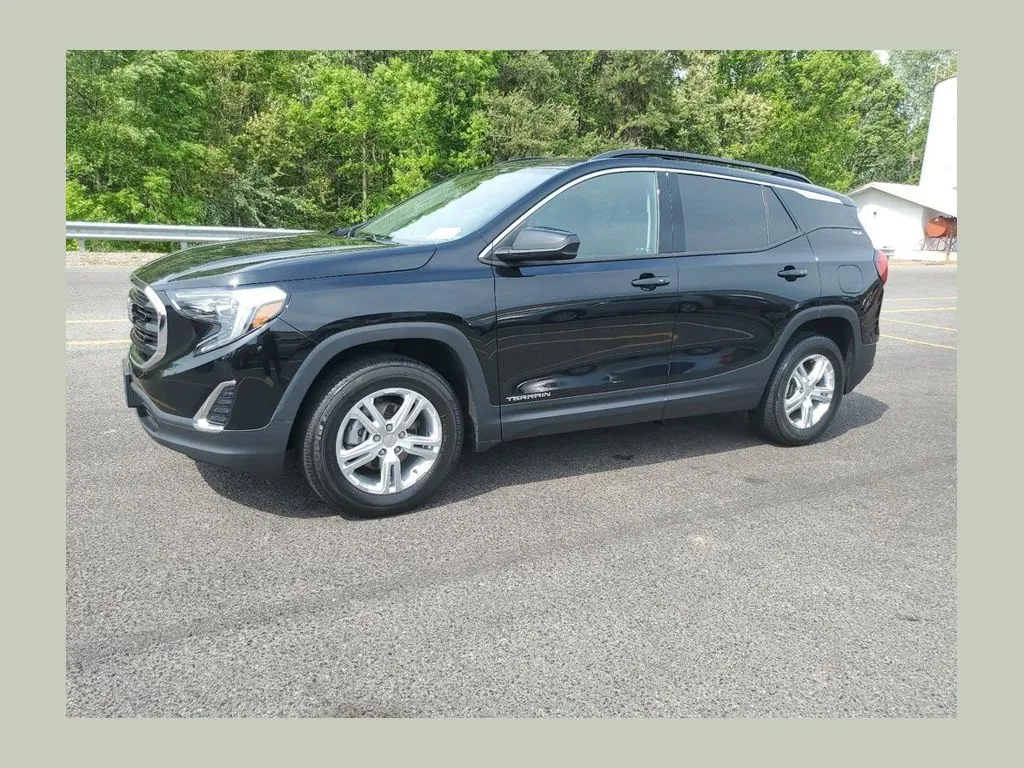 Black 2018 GMC Terrain SLE for sale in South Boston, VA