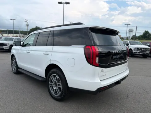 More photos of 2026 Ford Expedition Active at Smart Ford, VA
