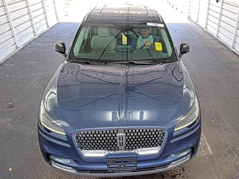 Photos of 2020 Lincoln Aviator Reserve for sale in South Boston, VA at Smart Ford