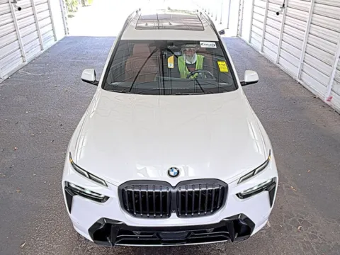 Photos of 2024 BMW X7 xDrive40i for sale in South Boston, VA at Smart Ford