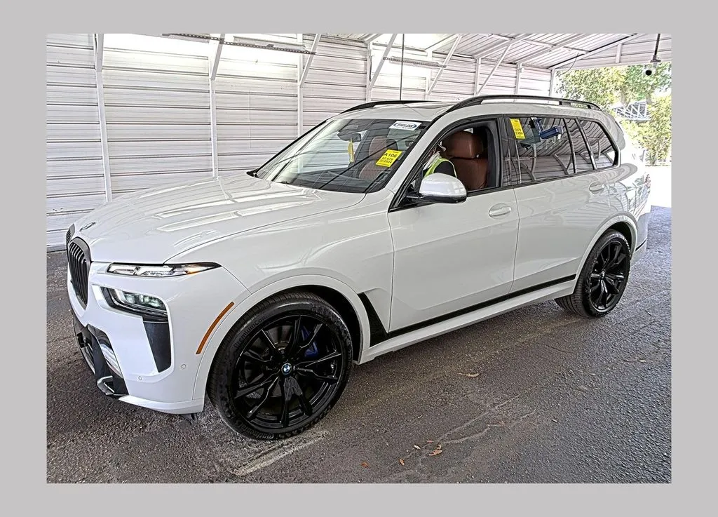 2024 BMW X7 xDrive40i's photo