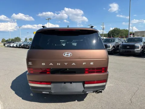 More photos of 2024 Hyundai Santa Fe Limited at Smart Ford, VA