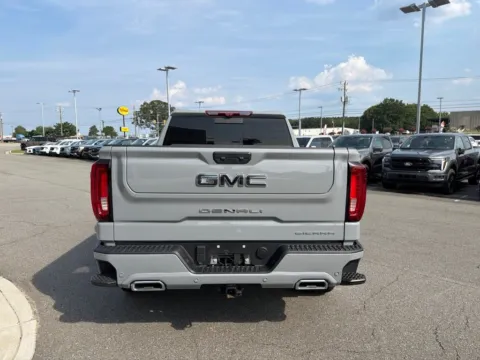 More photos of 2025 GMC Sierra 1500 Denali Ultimate at Smart Ford, VA