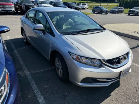 More photos of 2015 Honda Civic LX at Smart Ford, VA