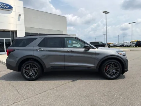 Photos of 2026 Ford Explorer ST for sale in South Boston, VA at Smart Ford
