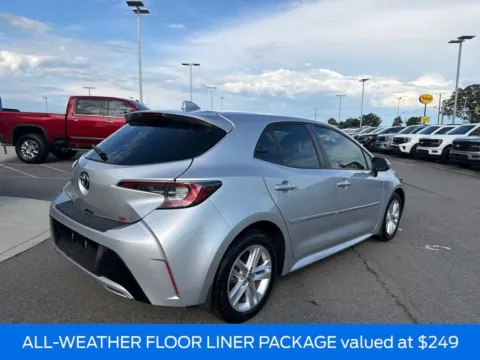 More photos of 2020 Toyota Corolla Hatchback SE at Smart Ford, VA