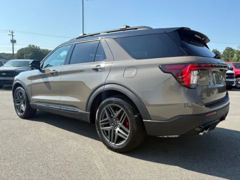 More photos of 2026 Ford Explorer ST at Smart Ford, VA