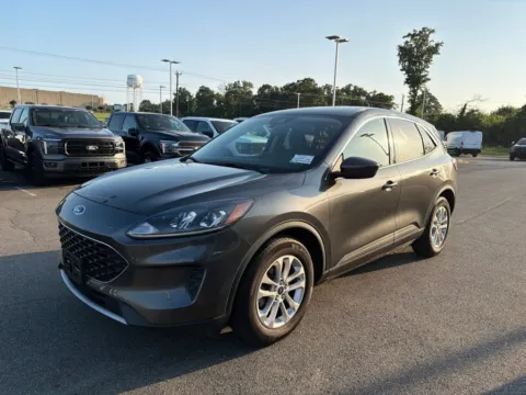 More photos of 2020 Ford Escape SE at Smart Ford, VA