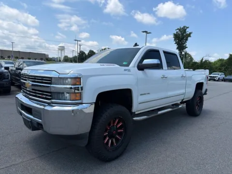 More photos of 2016 Chevrolet Silverado 2500HD LT at Smart Ford, VA