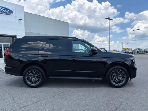 Photos of 2026 Ford Expedition Platinum for sale in South Boston, VA at Smart Ford