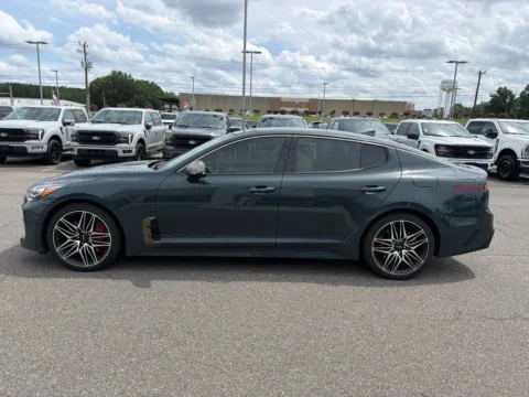 More photos of 2022 Kia Stinger GT2 at Smart Ford, VA