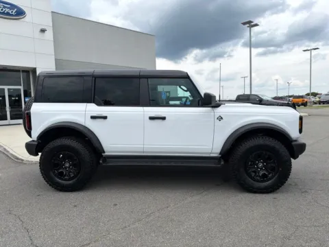 Photos of 2026 Ford Bronco Outer Banks for sale in South Boston, VA at Smart Ford