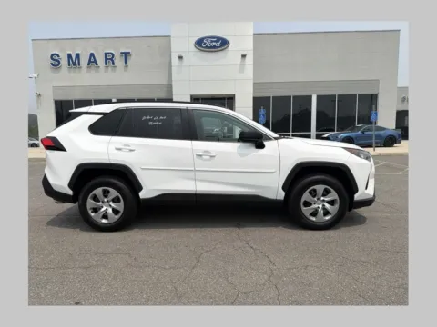 White 2021 Toyota RAV4 LE for sale in South Boston, VA