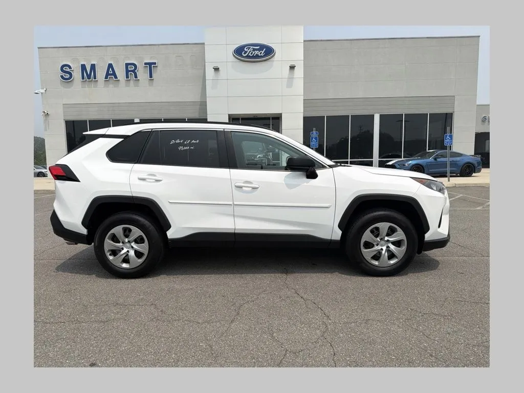 White 2021 Toyota RAV4 LE for sale in South Boston, VA