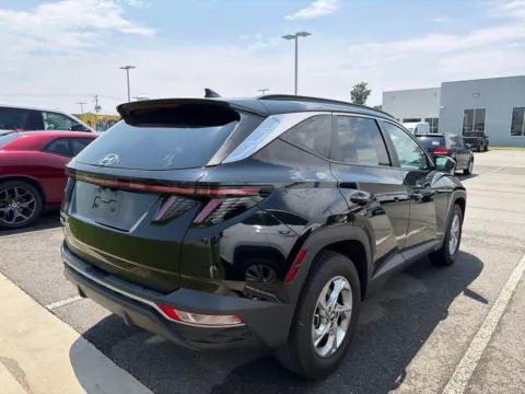 More photos of 2024 Hyundai Tucson SEL at Smart Ford, VA